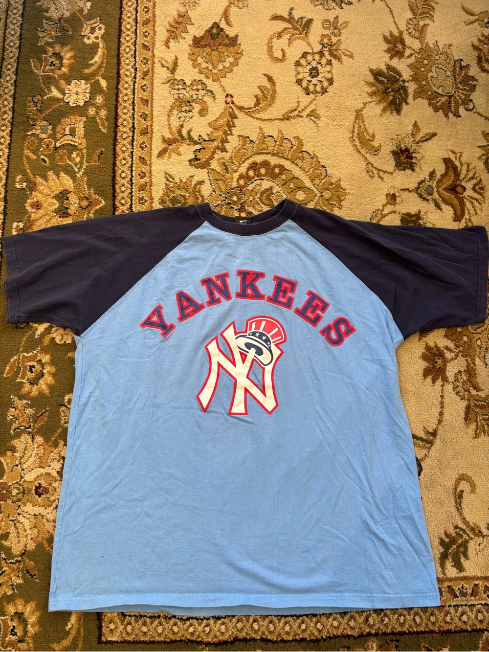 Vintage New York Yankees Nike Light Blue & Navy Short Sleeve Tee Size XL